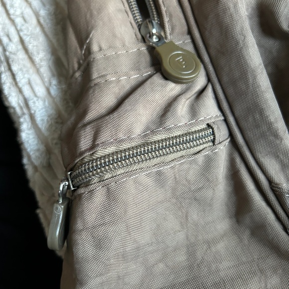 Fantasy beige backpack - Picture 8 of 8